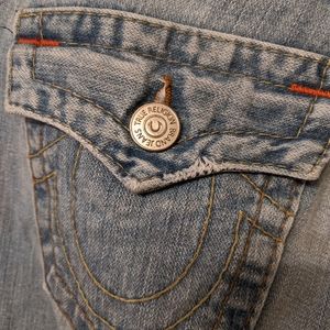 True Religion Joey Bootcut Jean Size 26, 30in Leg